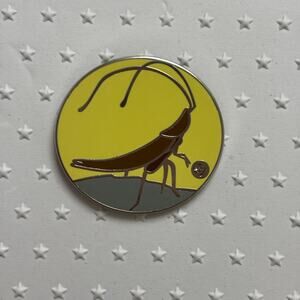 Disney Parks 2024 Hidden Disney Wall-E Hal the Cockroach Pin Chaser